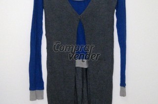 vendo top estilo cardigan en talla 38 aprox NUEVO