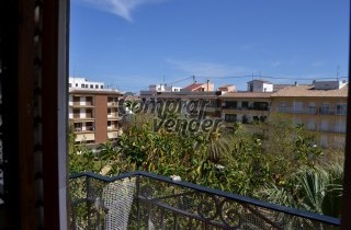 Se vende piso en Javea en muy buen estado y muy buen precio, en calle parque reina sofia nº3