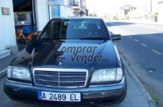 vendo mercedes  AUTOMÁTICO  de segunda mano en buenas condiciones