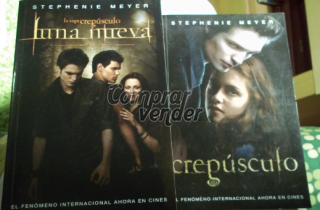 Vendo libros Crepúsculo y Luna Nueva