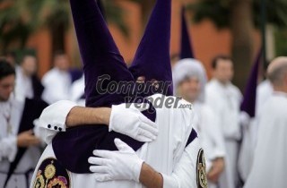 Túnica de Nazareno San Benito