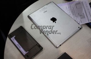 Apple iPhone 4s 64GB, Apple iPad 2 64GB + WiFi (SIM Free)