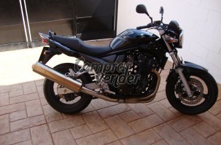 VENDO SUZUKI BANDIT 650 color negro