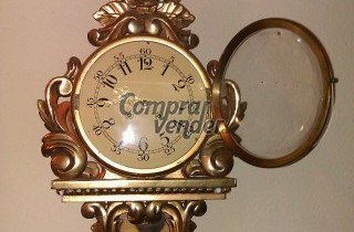 RELOJ DORADO DE PARED