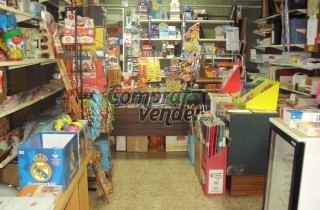 SE VENDE LOCAL COMERCIAL, MUY BUENA ZONA