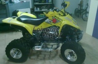 Se vende quad suzuki  ltz400