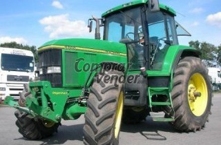 John Deere   7810