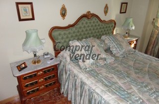 DORMITORIO DE MATRIMONIO ESTILO CLASICO