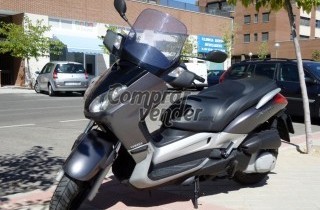 Yamaha X-max 250